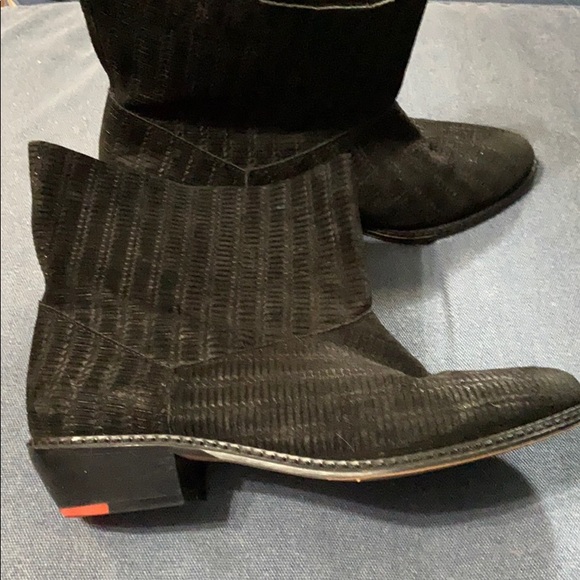 Joe’s Short Crimped Suede Boots, Booties Sz 6.5 - Picture 2 of 8